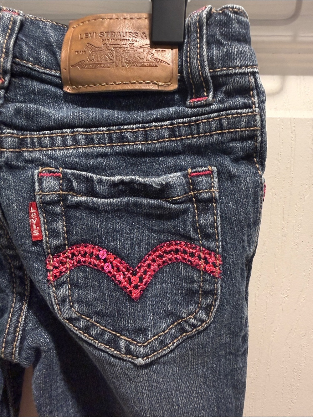Levi’s Girls 2T Jeans Pink Stitch Embellished Bootcut Denim Toddler Size 2T - Picture 9 of 12